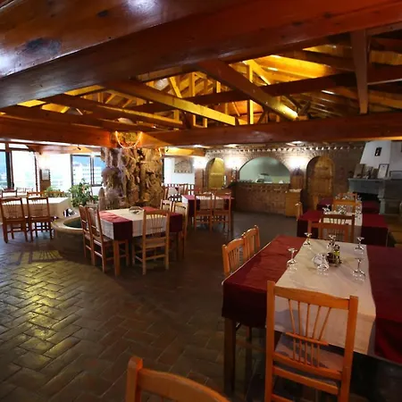 Hotel Pasarela 3*