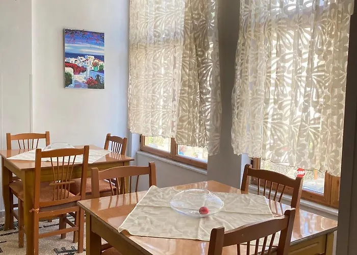 Pasarela Hotel Berat